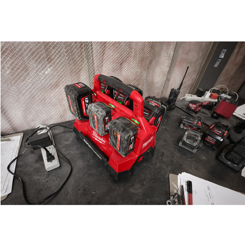 Đế sạc nhanh 6 cổng, tích hợp cổng sạc USB-A Rapid Charge Milwaukee M18 PC6 dùng cho Pin 18V