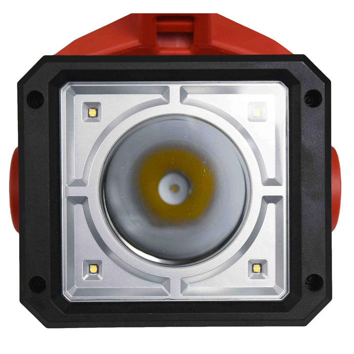 Đèn LED Milwaukee M18 SLED dùng Pin 18V, độ sáng 1,250lm