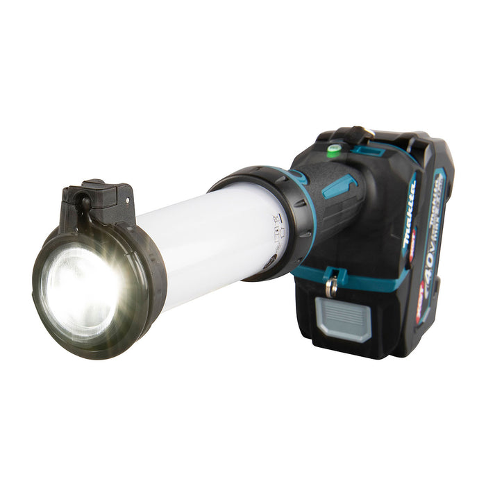 Đèn LED Makita ML002G dùng Pin 40Vmax XGT, độ sáng 710lm có cổng kết nối USB