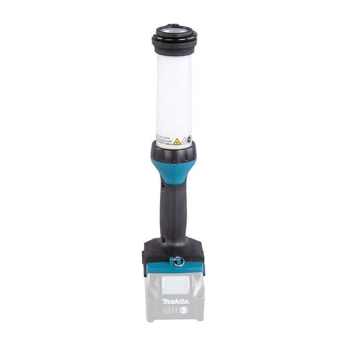 Đèn LED Makita ML002G dùng Pin 40Vmax XGT, độ sáng 710lm có cổng kết nối USB