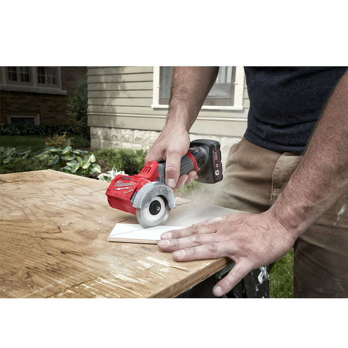 Máy cắt mini Milwaukee M12 FCOT dùng Pin 12V, đường kính lưỡi 76mm