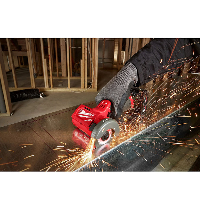 Máy cắt mini Milwaukee M12 FCOT dùng Pin 12V, đường kính lưỡi 76mm