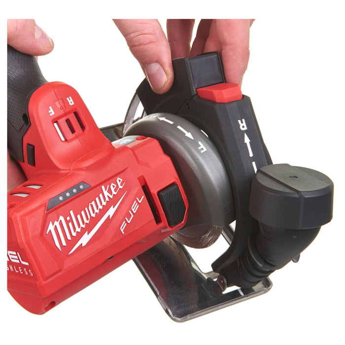 Máy cắt mini Milwaukee M12 FCOT dùng Pin 12V, đường kính lưỡi 76mm