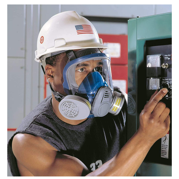 Mặt nạ phòng độc, 2 phin lọc, loại che toàn mặt Advantage 3200 MSA 10028995 chuẩn kết nối Bayonet ( Ngàm xoay )