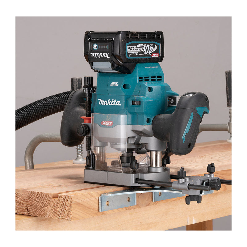 Máy phay dùng Makita RP001G Pin 40Vmax XGT chấu bóp 12.7mm (1/2 inch), công nghệ AWS