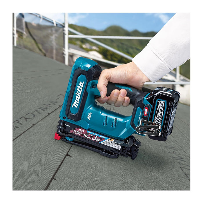 Máy bắn đinh ghim U Makita ST002G dùng Pin 40Vmax XGT, kích thước đinh 13-25mm