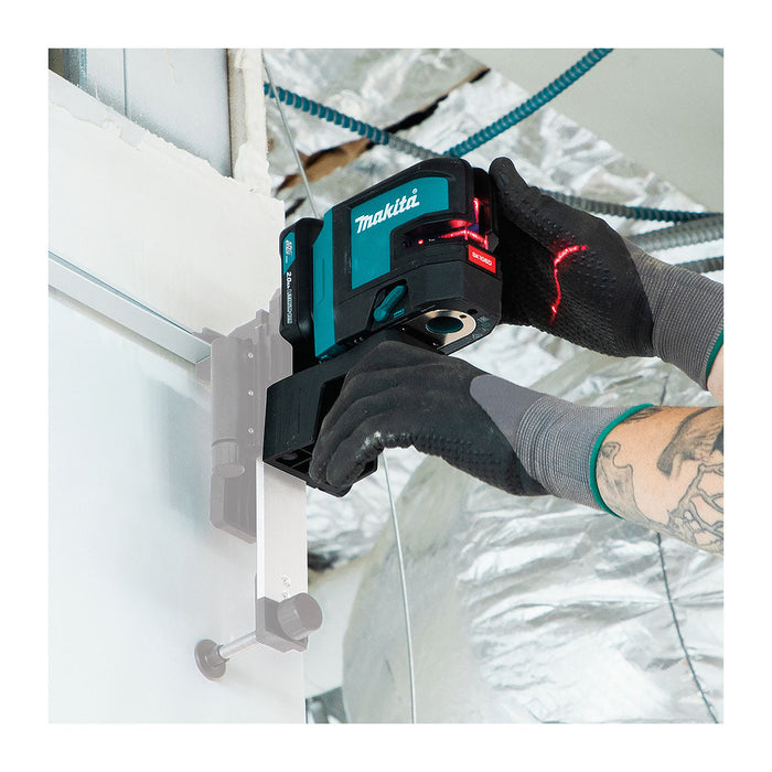 Máy cần mực Laser 2 tia Makita SK106 dùng Pin 12Vmax CXT, phạm vi đo 25m