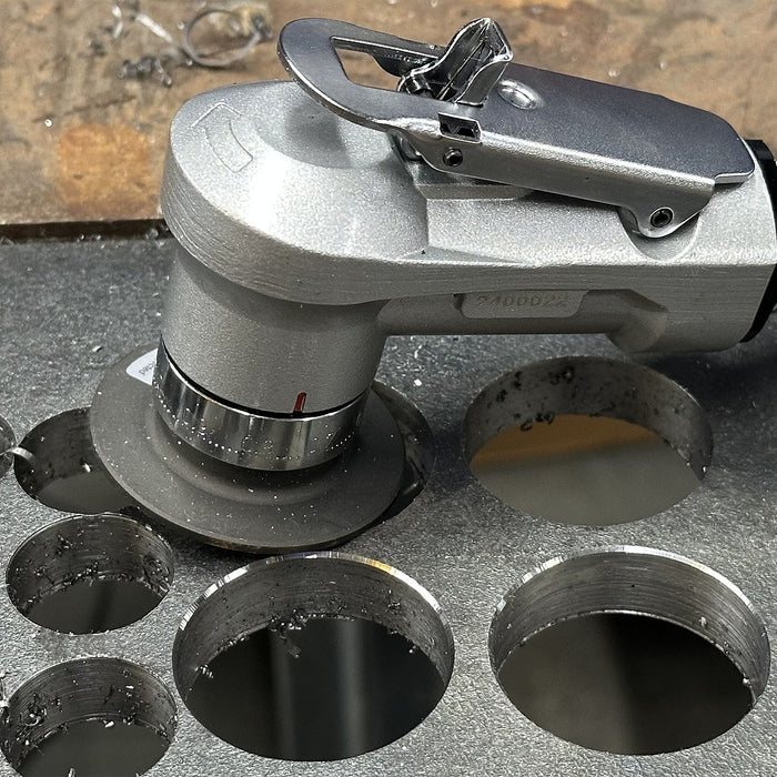 Máy vát mép kim loại và Inox mini, dùng khí nén Nitto Kohki CB-01 vát mép tối đa 1mm, góc vát 45°