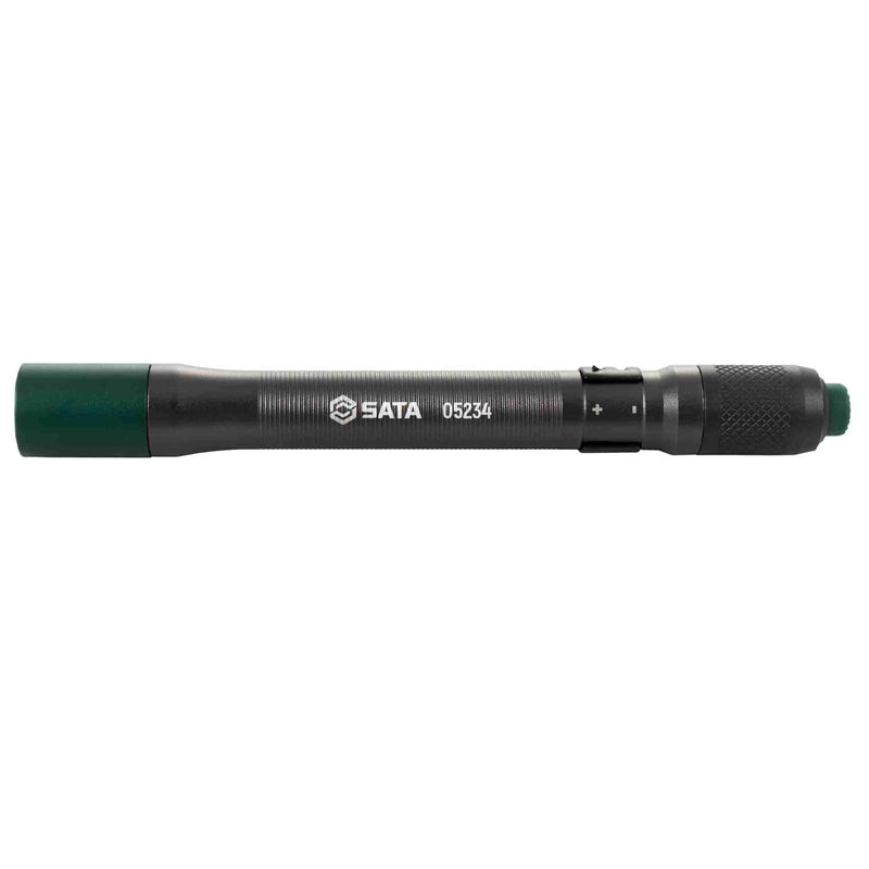 Đèn pin dạng bút SATA 05234 zoomable penlight, vỏ hợp kim nhôm, điều chỉnh tiêu cự, dùng trong kiểm tra, sửa chữa không gian hẹp.