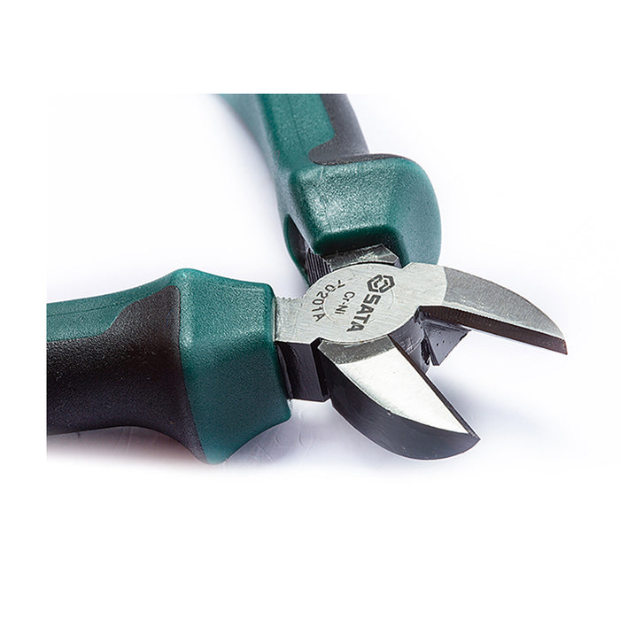 kìm cắt SATA dài 5 - 6 inch (130mm - 160mm), vật liệu bằng thép Crome mạ niken, tay cầm bằng nhựa TPR