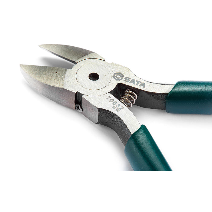 Kềm cắt linh kiện điện tử 5in Chất liệu: thép Cr-V  SATA 70632