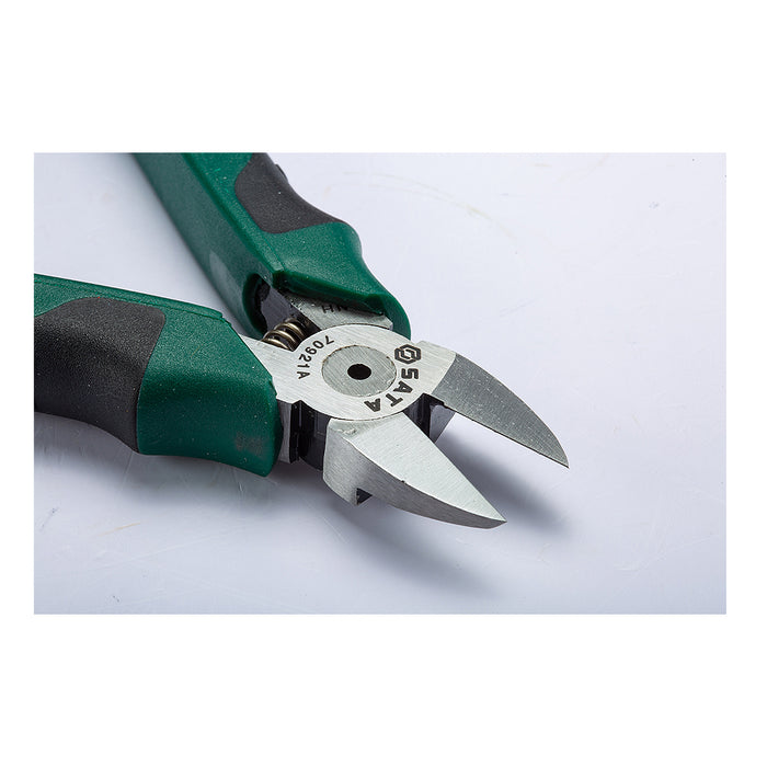 Kìm cắt nhựa kiểu Nhật SATA, kích thước 6 inch - 7 inch