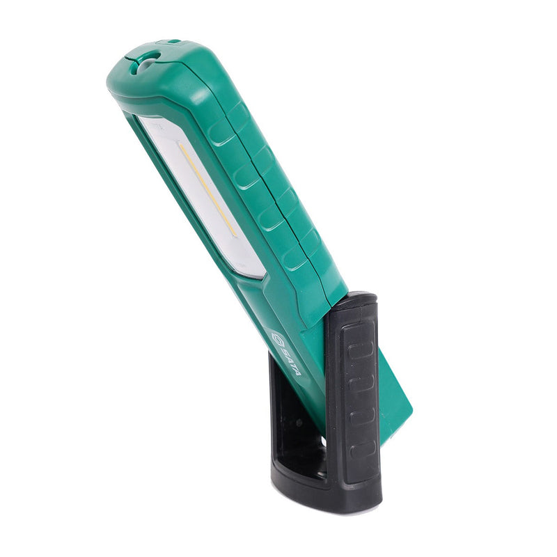 Đèn chiếu sáng làm việc SATA 90717A độ sáng lên tới 600LM