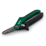 Kéo cắt đa năng SATA 93126, lưỡi titan dày, lò xo ẩn, tay cầm cao su, cắt vật liệu nặng.
