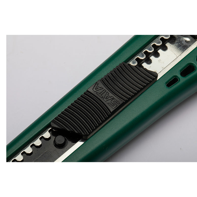 Plastic Snap-off Knife, 8-point, 18x1MM SATA 93422A