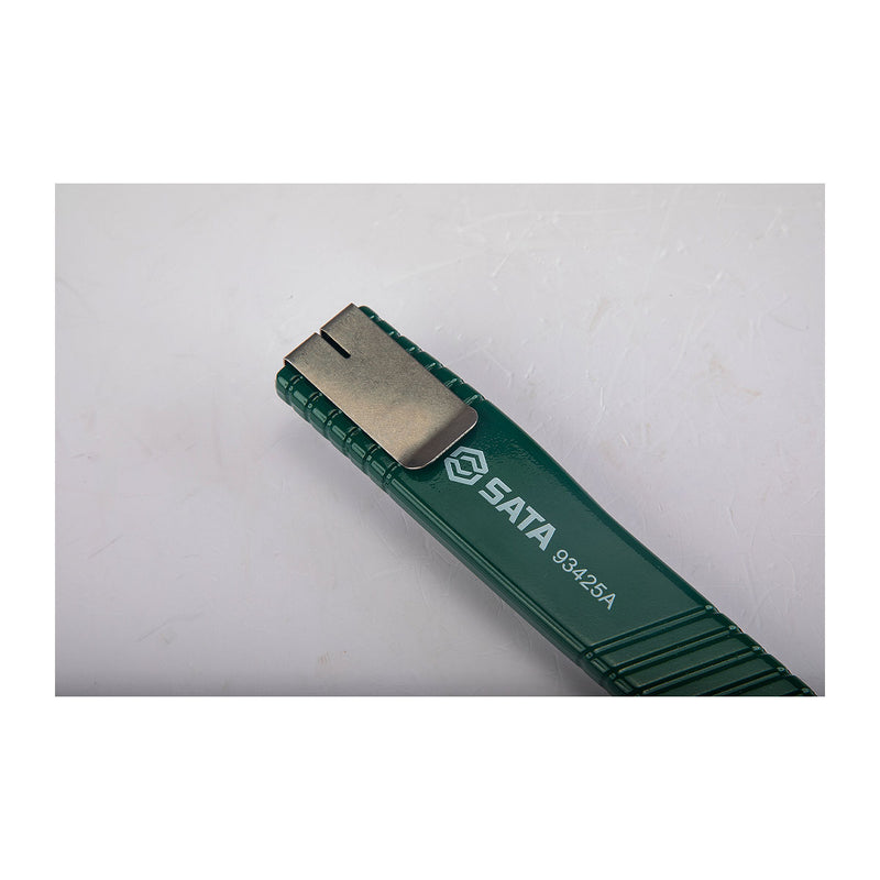 Zinc Alloy Utility Knife, 8-point, 18x100MM SATA 93425A