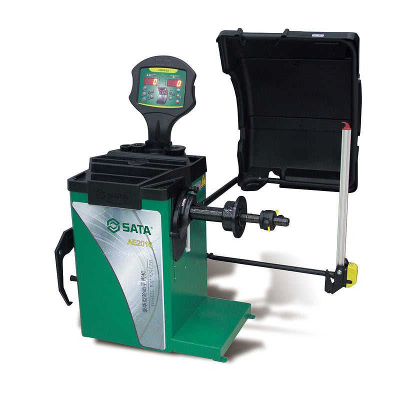 Máy cân bằng lốp SATA AE2016 tự động cao cấp, công nghệ Ý, chính xác, hiệu suất cao.