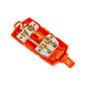 Cấu tạo lõi sứ chịu nhiệt và lò xo kẹp chống mo-vê bên trong ổ cắm SOPOKA 6000W