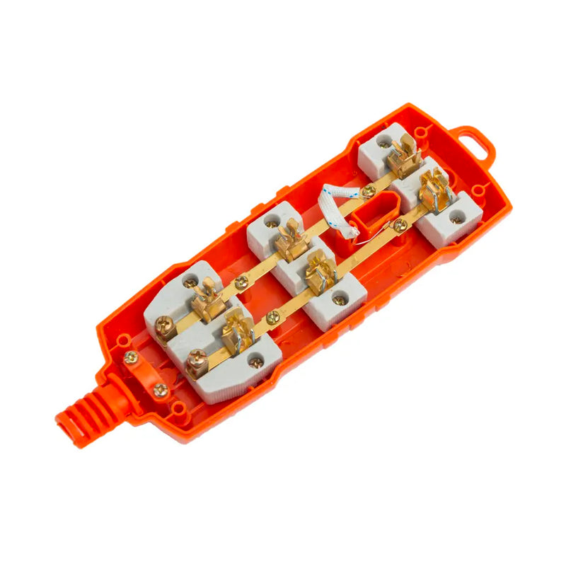 Cấu tạo bên trong ổ cắm SOPOKA P6000W không mối hàn có lò xo kẹp đồng