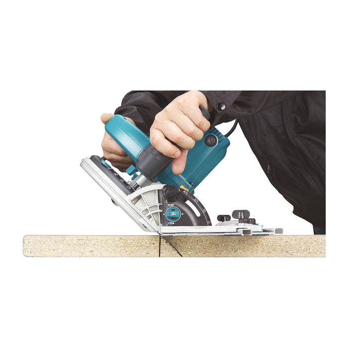 Máy cưa đĩa Makita SP6000 công suất 1,300W, đường kính lưỡi 165mm