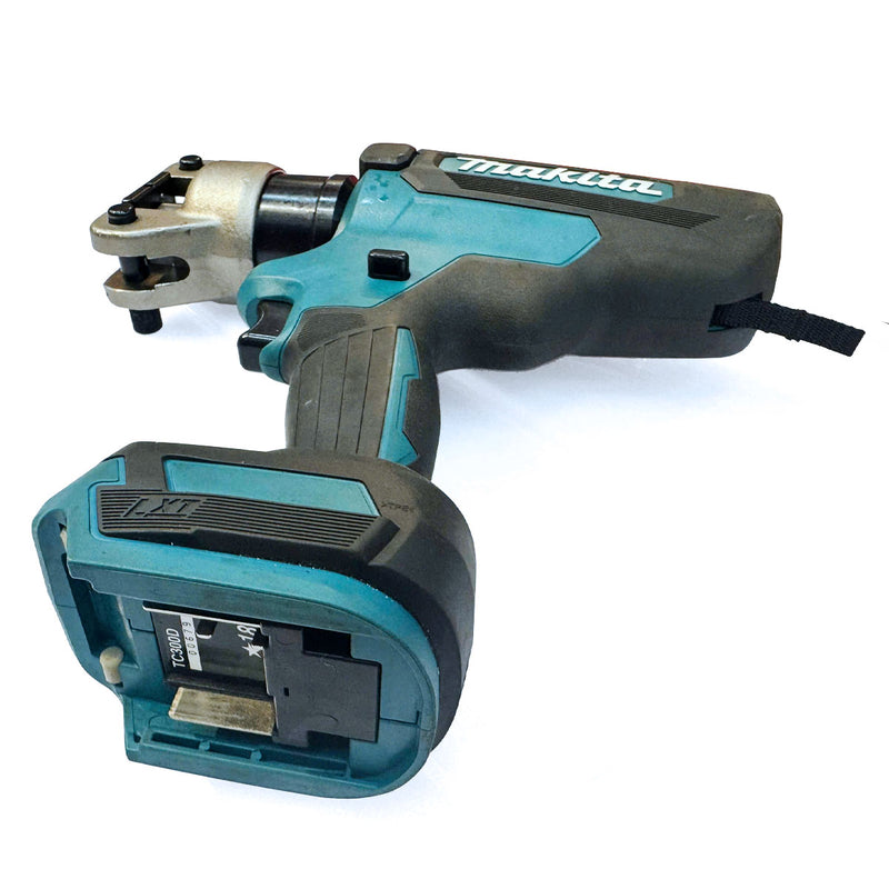 Thanh lý Máy ép cose thủy lực Makita DTC300D (TC300D) dùng Pin 18V, lực ép tối đa 127kN, ép từ 14-250mm²